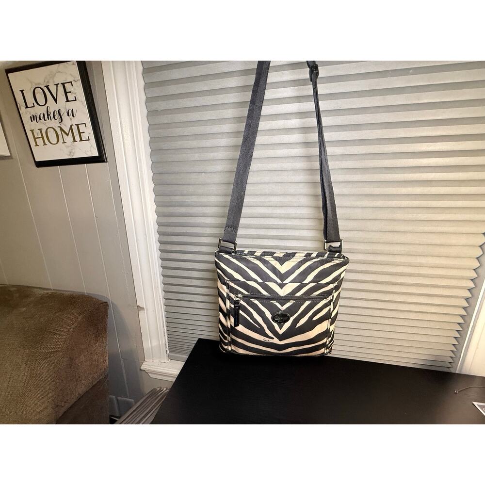 Coach F77541 Zebra Print Nylon Crossbody Bag Black Beige Adjustable Strap